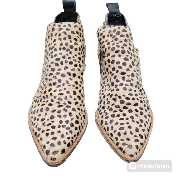 Dolce Vita Sonni Leopard Print Western Calf Hair Pointed Toe Ankle Booties 7.5 - Picture 2 of 11
